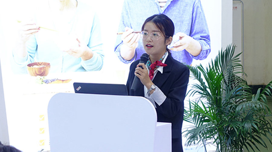 86251280.jpg 2.jpg